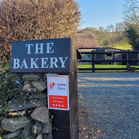 The Bakery Villa Llanddeiniol Екстериор снимка